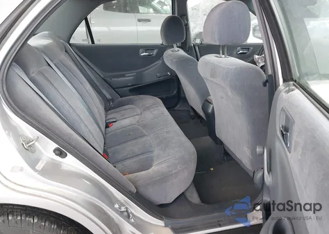 2000 Honda Accord 2.3 Dx из США, поврежденный, VIN 1HGCF8543YA096042